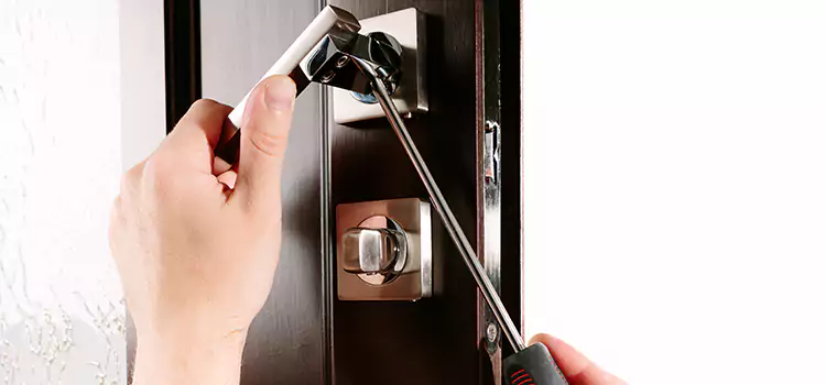 Door Lock Replacement Service Valinda
