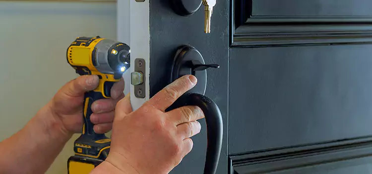 Locksmith Emergency Service Valinda