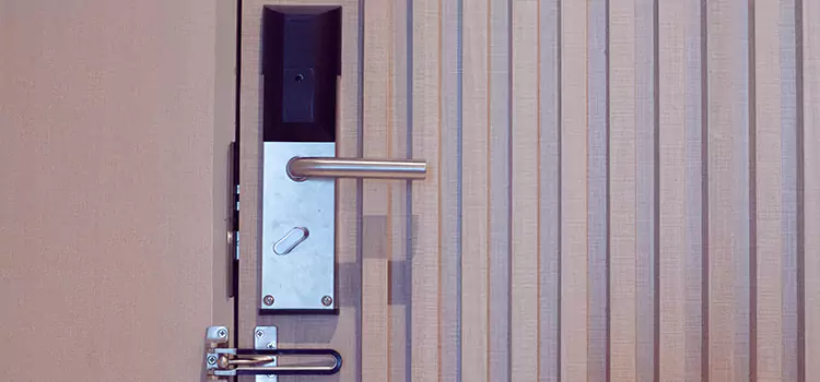 Installing a Maglock Valinda