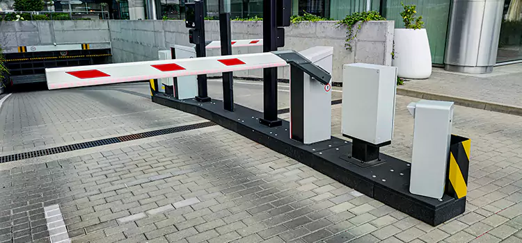Custom Gate Design & Integration Valinda